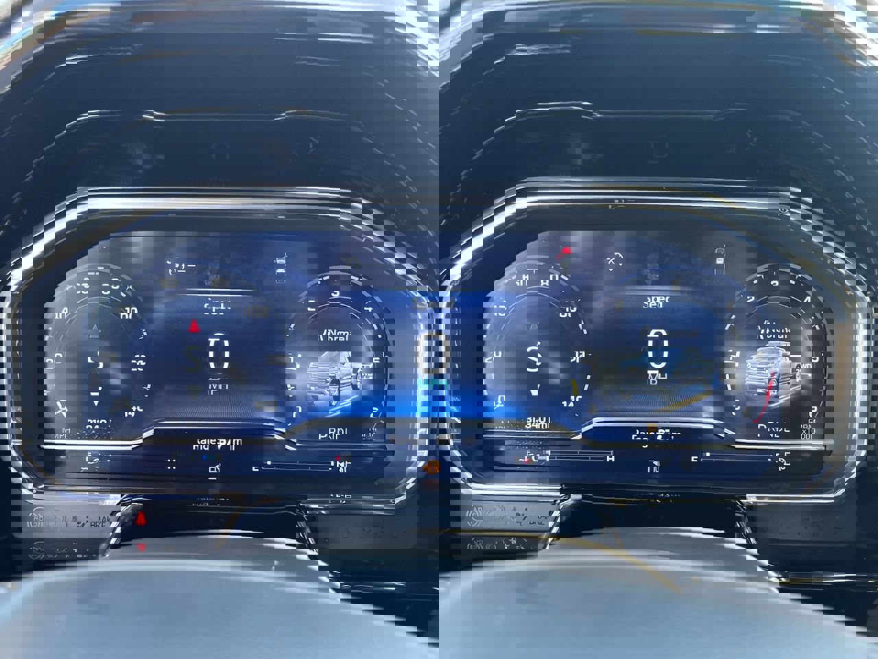 Used 2023 Chevrolet Silverado 1500 LT w/ Z71 Off-Road Package AWD/4WD image 10