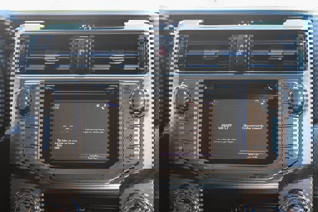 Used 2017 Toyota 4Runner SR5 image 12