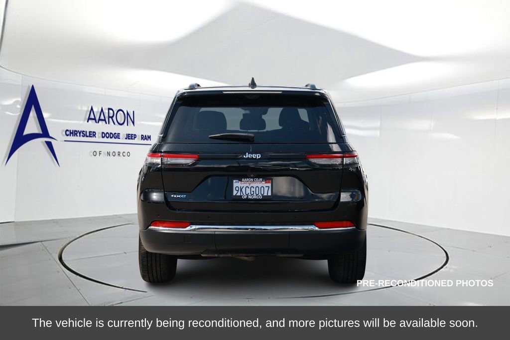 Used 2022 Jeep Grand Cherokee Limited 4xe w/ Luxury Tech Group II image 3