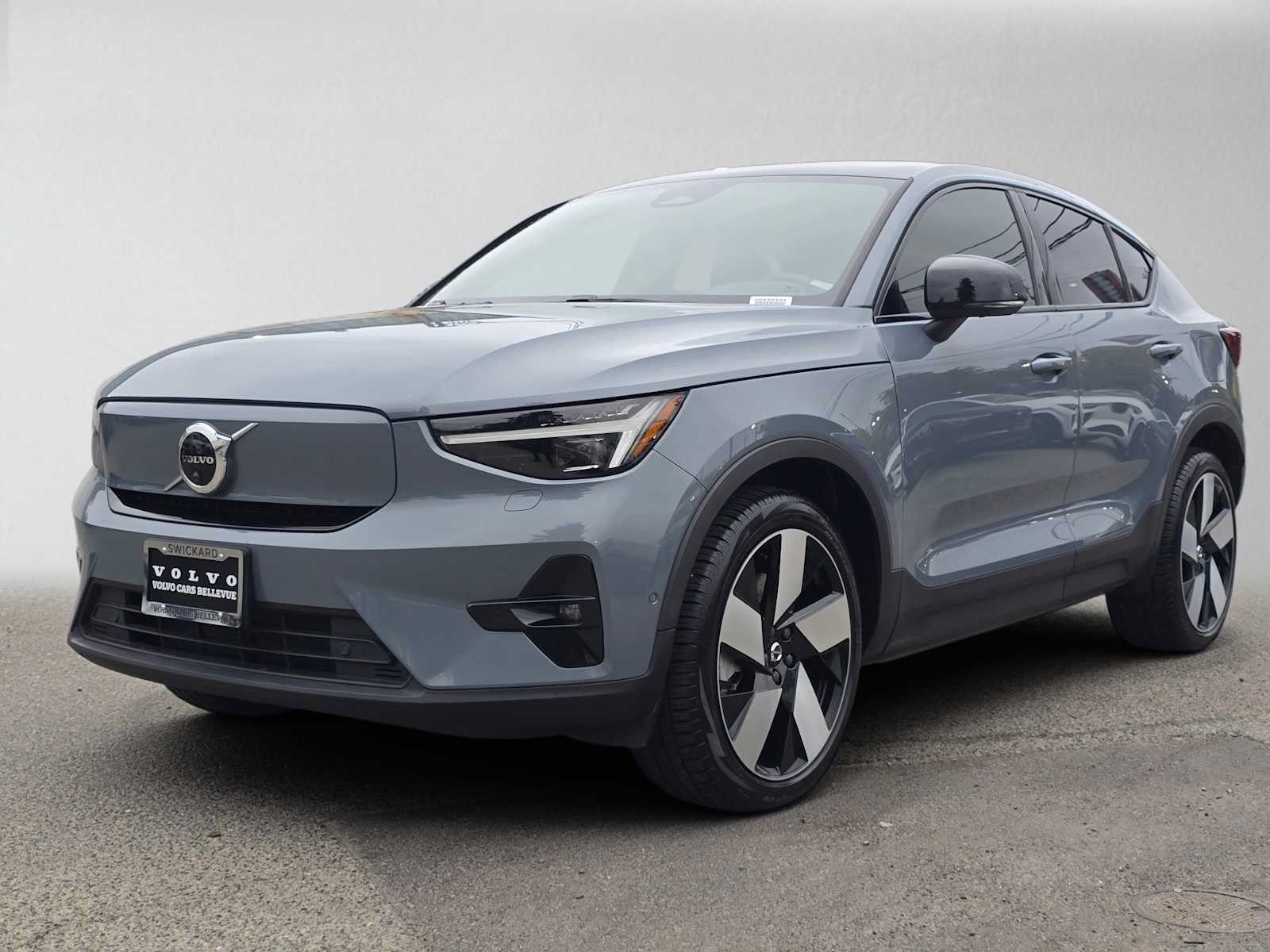 Certified 2023 Volvo C40 P8 Recharge Ultimate AWD/4WD image 8
