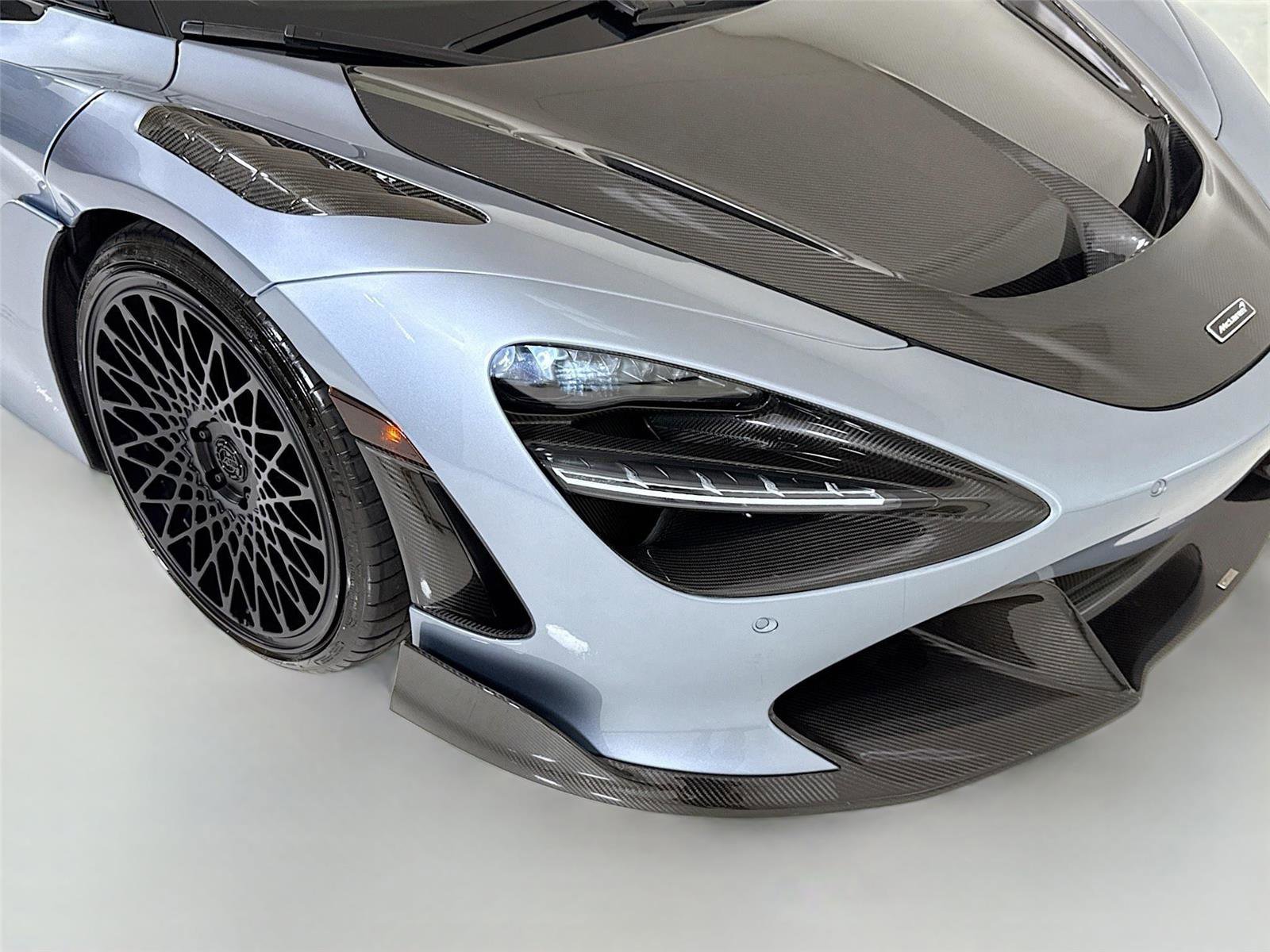 Used 2019 McLaren 720S RWD image 30