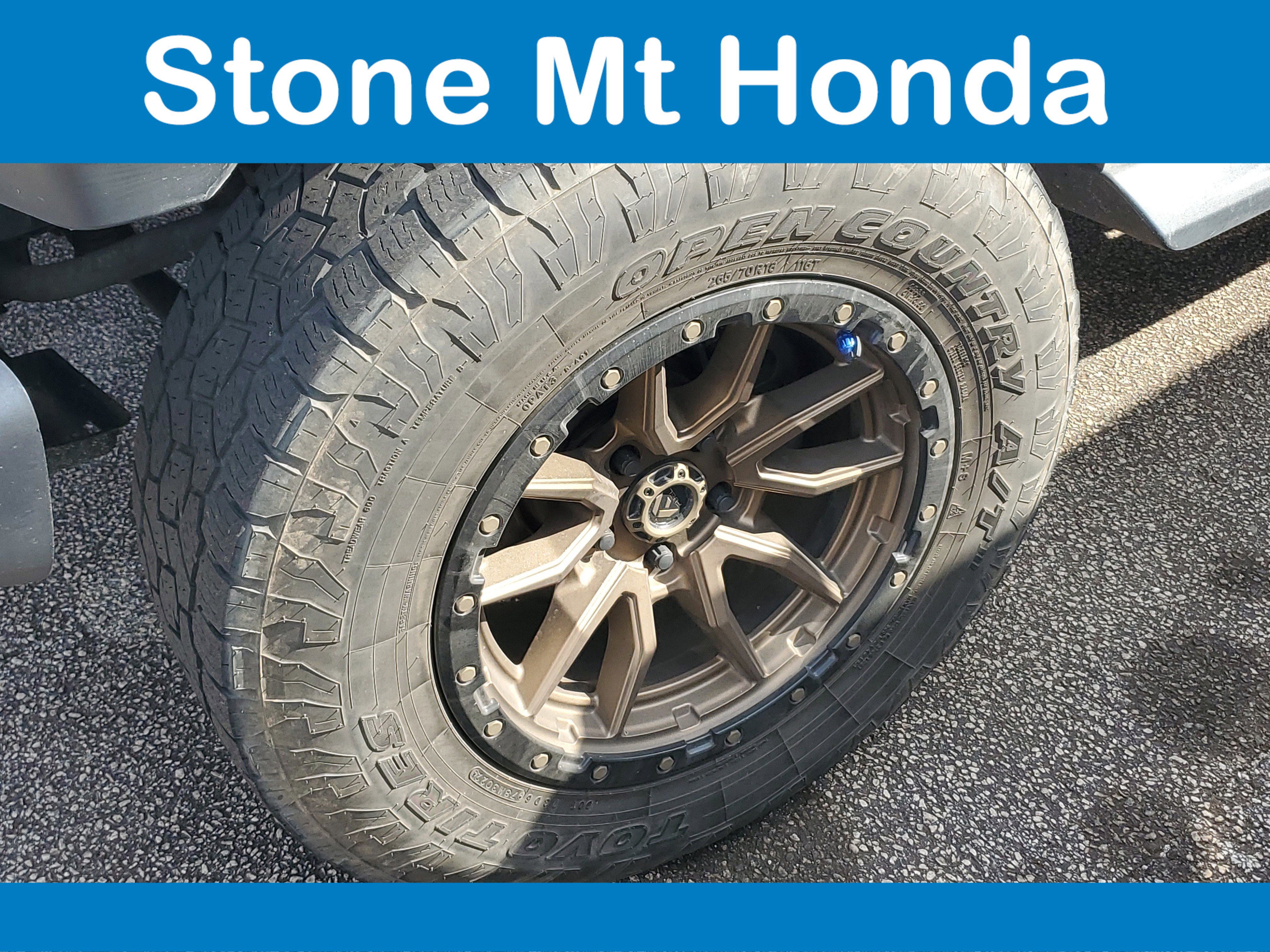 Used 2020 Jeep Wrangler Unlimited Sahara w/ Safety Group image 6