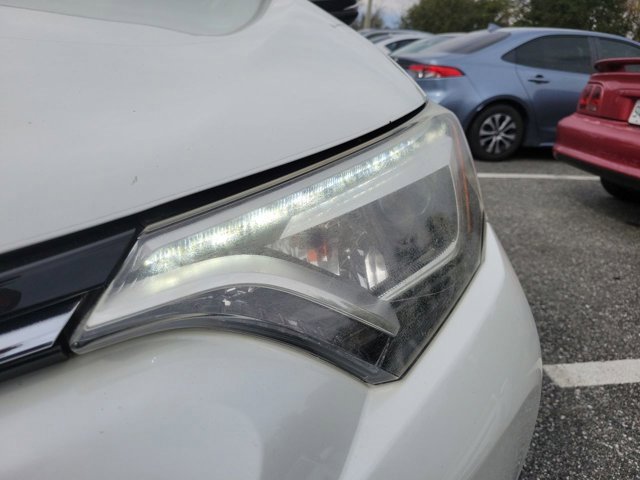 Used 2017 Toyota RAV4 Limited image 16