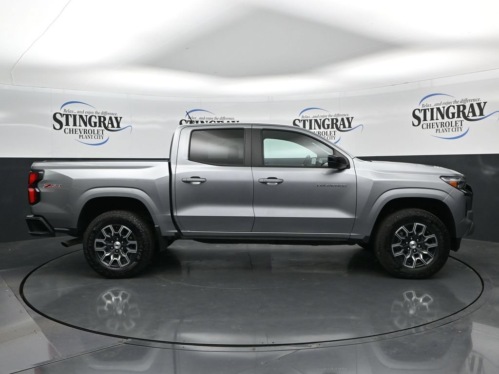 Used 2023 Chevrolet Colorado Z71 w/ Z71 Convenience Package 2 AWD/4WD image 8