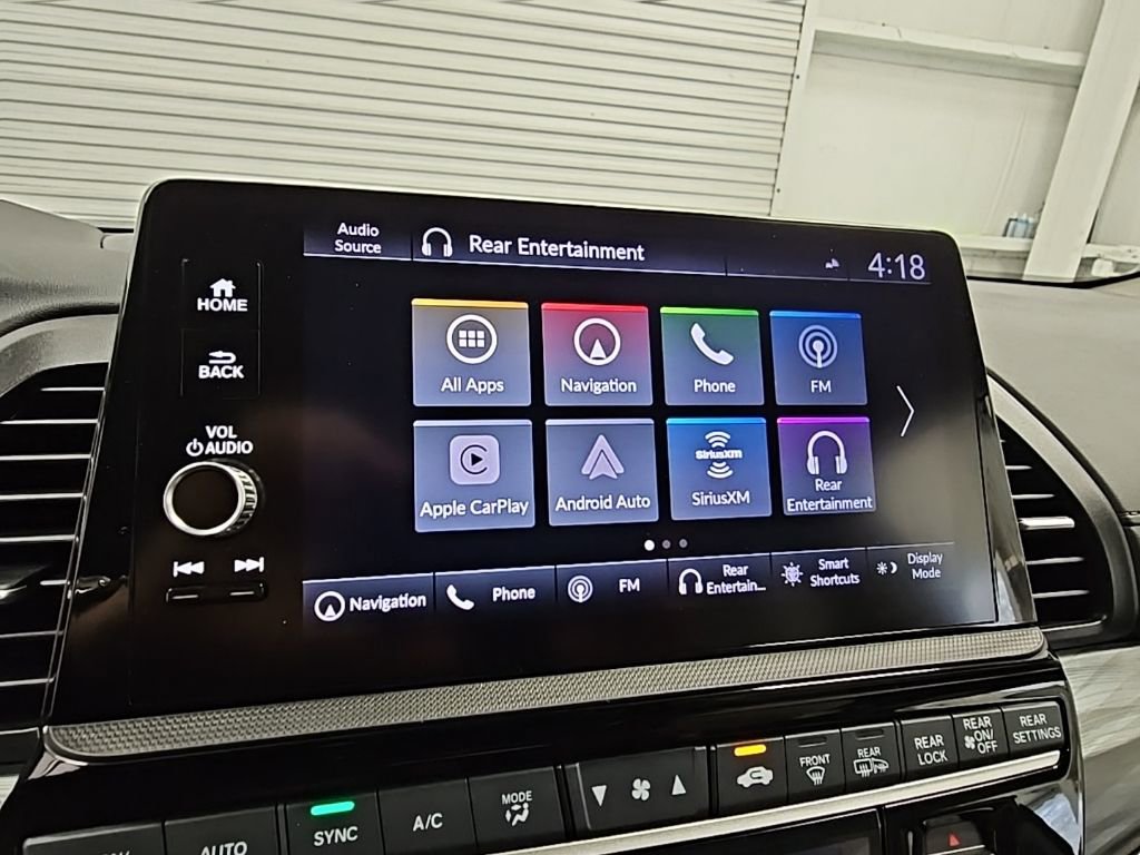 Used 2025 Honda Odyssey Elite image 14