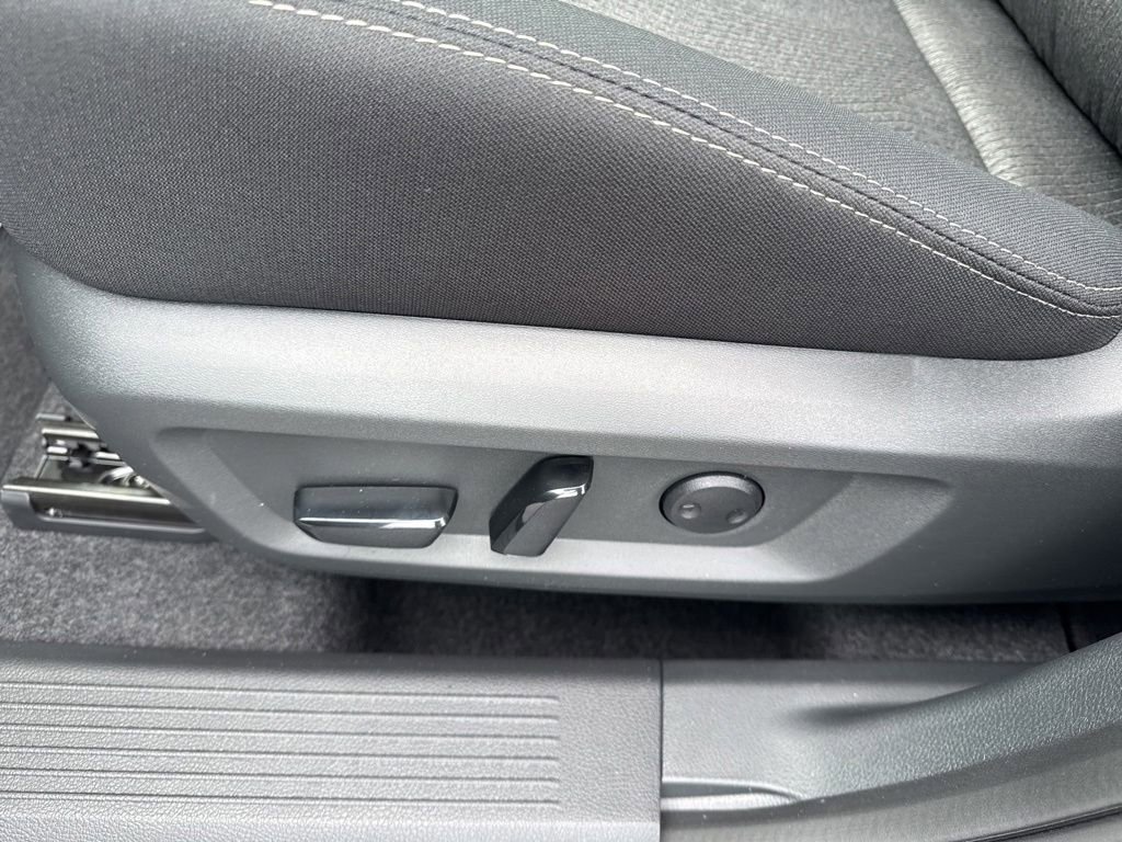 New 2026 Nissan Rogue SV FWD image 22