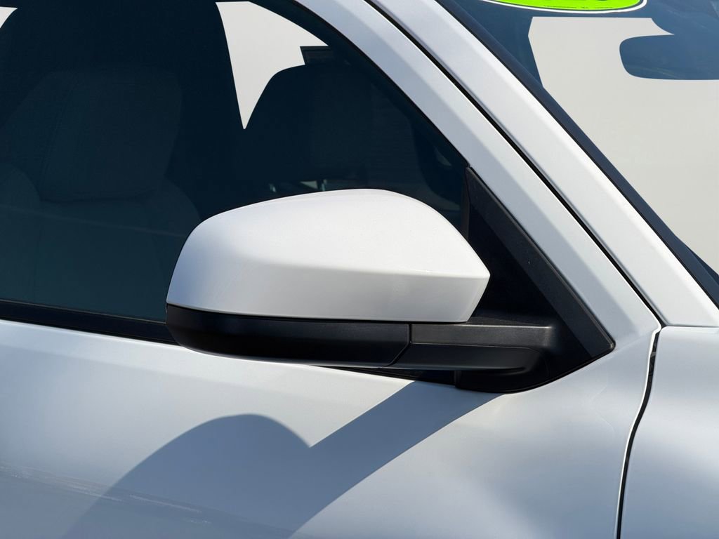 Used 2025 Toyota Tacoma SR5 image 11