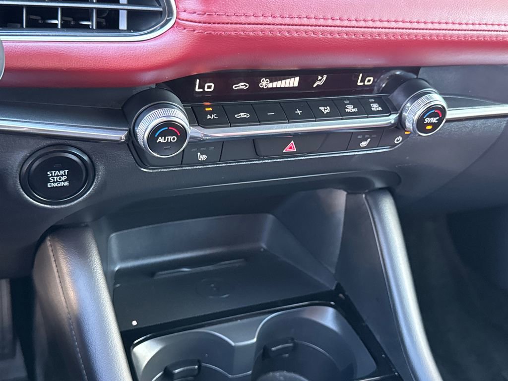 Used 2025 MAZDA MAZDA3 2.5 S Hatchback w/ Premium Pkg image 31