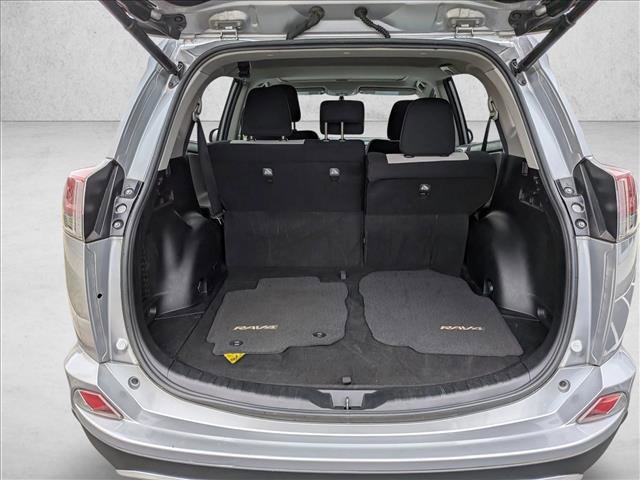 Used 2016 Toyota RAV4 XLE image 7