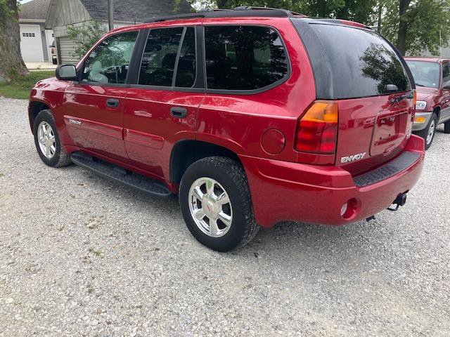 Used 2004 GMC Envoy SLE w/ Preferred Equipment Group image 4