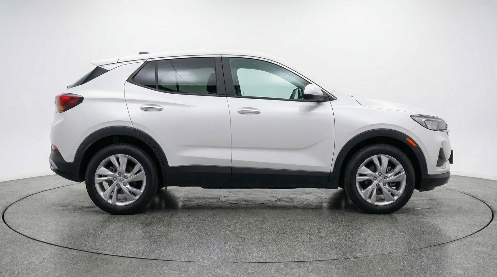 Used 2025 Buick Encore GX Preferred FWD image 11