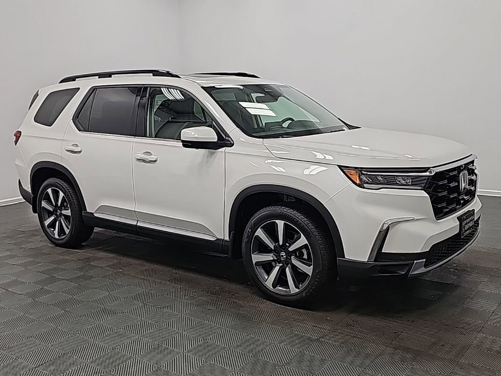 New 2025 Honda Pilot Elite image 2