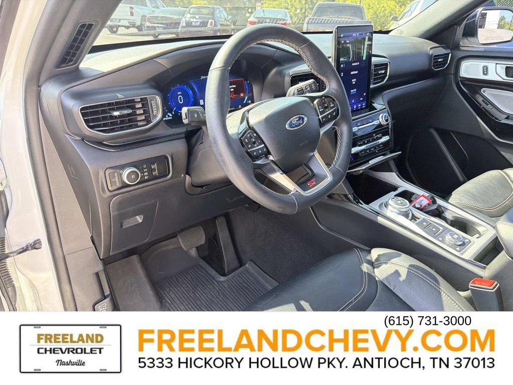 Used 2023 Ford Explorer ST w/ Equipment Group 401A AWD/4WD image 26