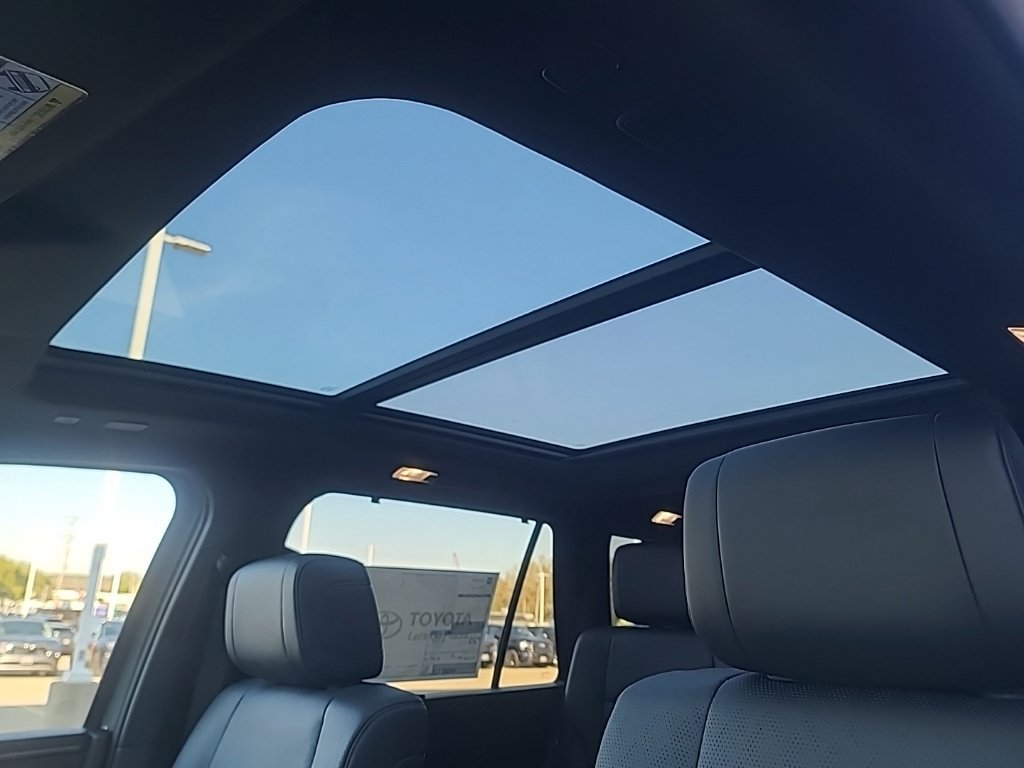 New 2026 Toyota Sequoia Platinum AWD/4WD image 42