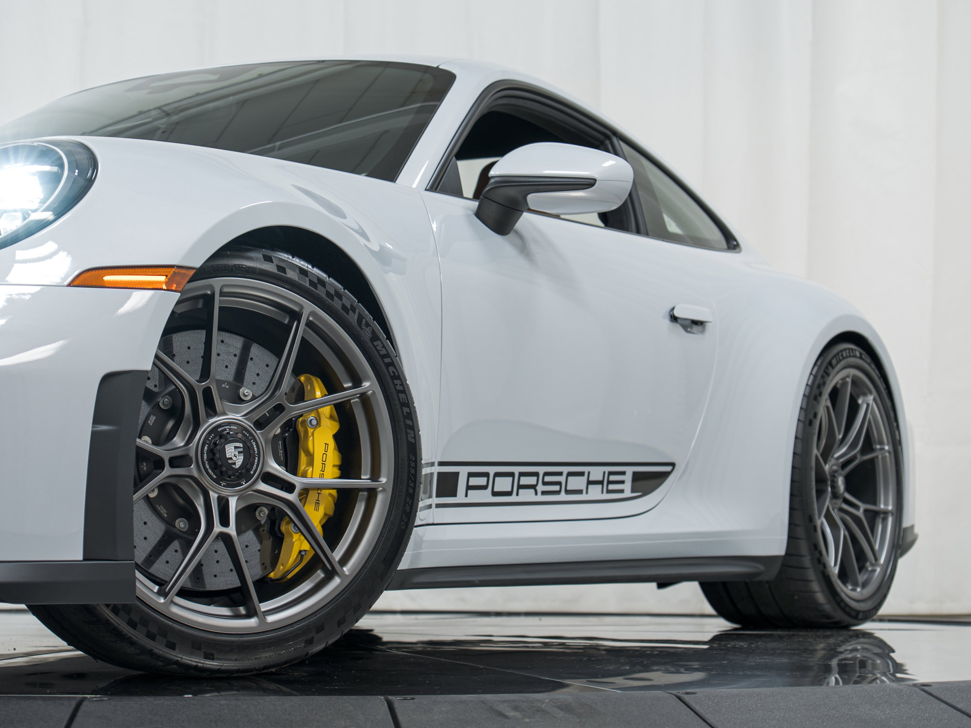 Used 2026 Porsche 911 GT3 image 40