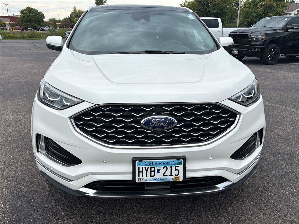Used 2022 Ford Edge Titanium w/ Equipment Group 301A AWD/4WD image 9