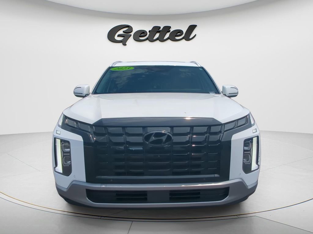 Used 2023 Hyundai Palisade SEL AWD/4WD image 2