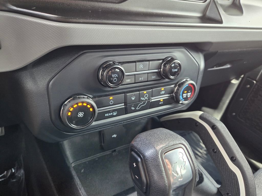 Used 2022 Ford Bronco 4-Door w/ Sasquatch Package image 25