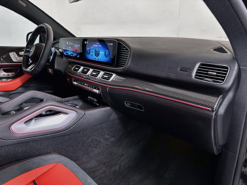 Used 2025 Mercedes-Benz GLE 53 AMG 4MATIC Coupe image 30