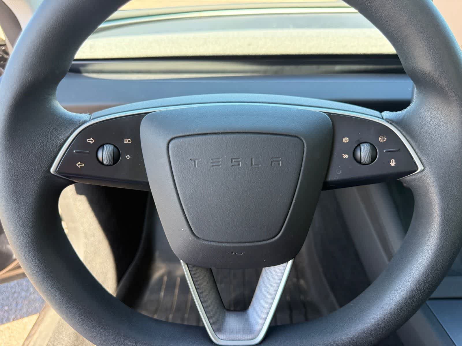 Used 2025 Tesla Model 3 Long Range RWD image 16