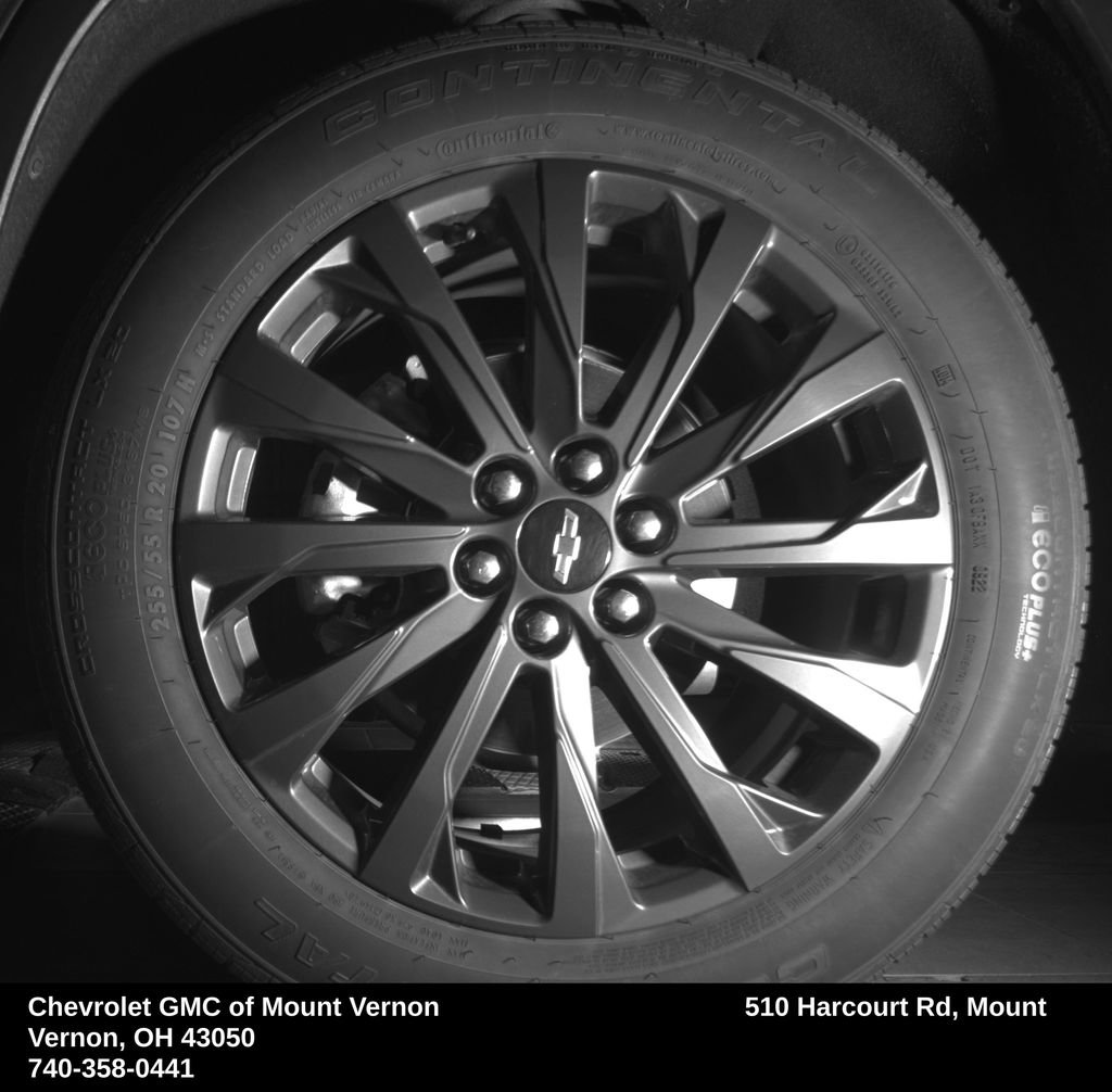 Used 2022 Chevrolet Traverse RS FWD image 11