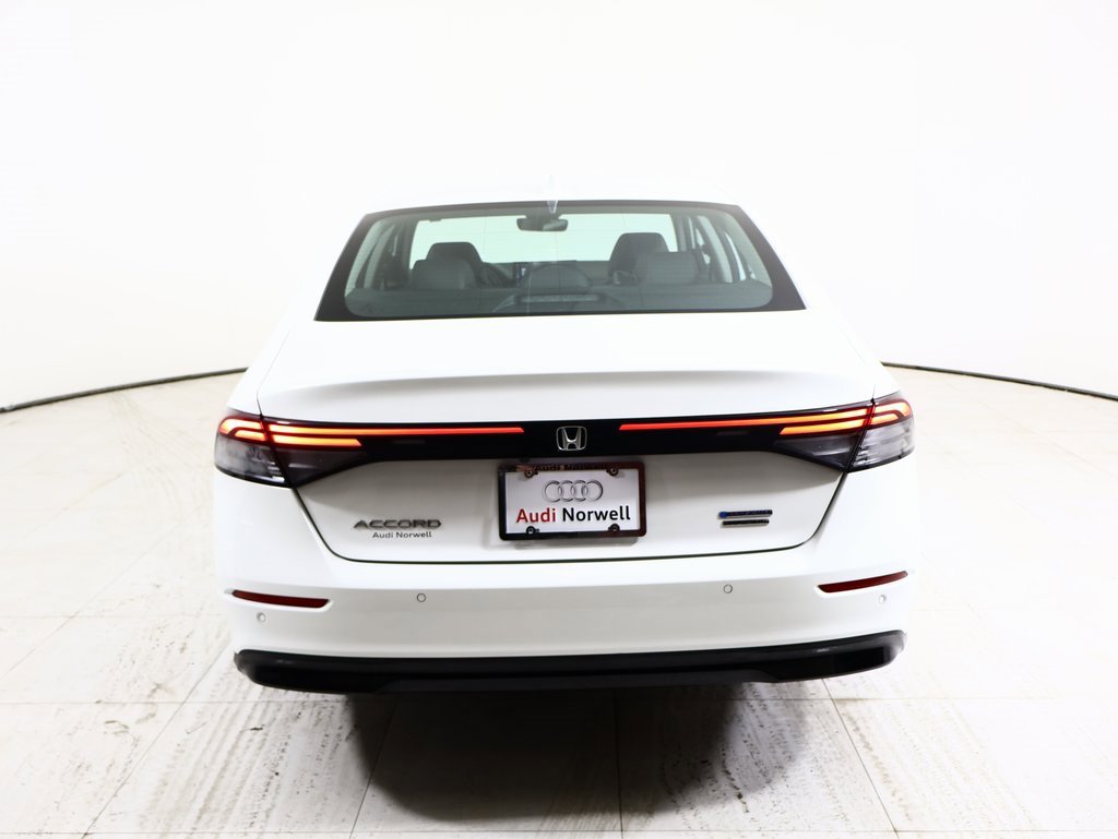 Used 2023 Honda Accord Touring image 14
