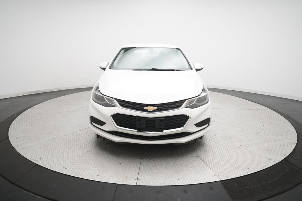 Used 2017 Chevrolet Cruze LT w/ Convenience Package FWD image 11