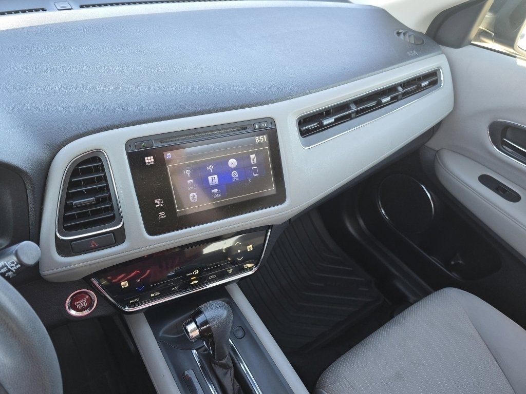 Used 2017 Honda HR-V EX image 29