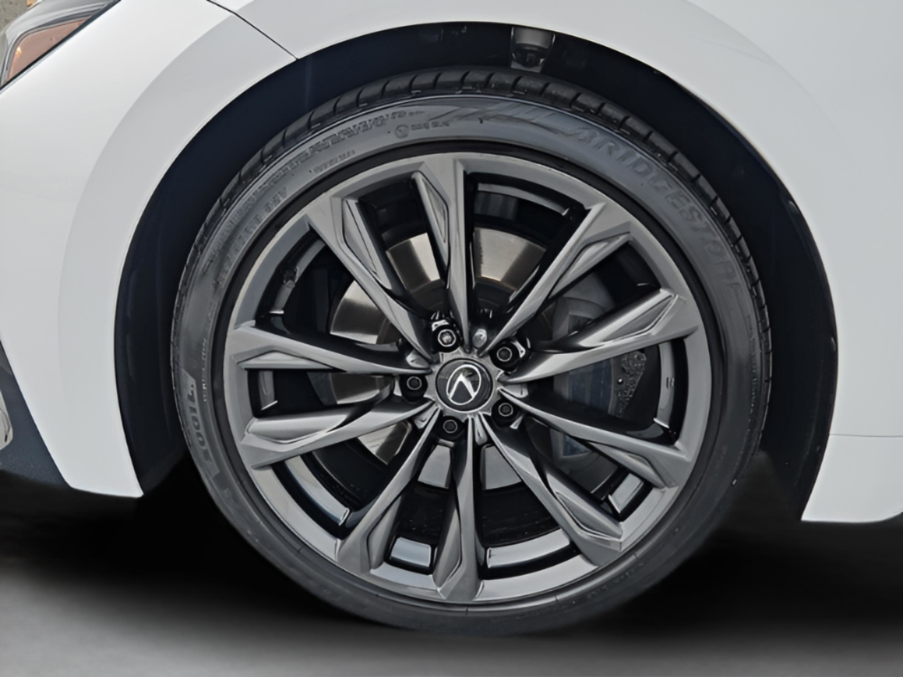 Used 2025 Lexus IS 350 F Sport w/ Accessory Package image 31