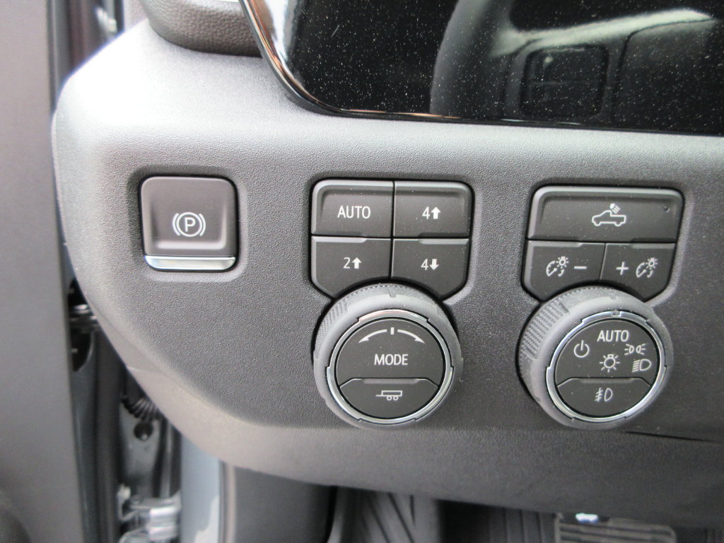 New 2026 Chevrolet Silverado 1500 RST w/ Z71 Off-Road Package AWD/4WD image 23