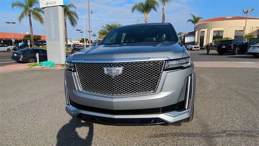 Certified 2023 Cadillac Escalade ESV Premium Luxury Platinum w/ LPO, Radiant Package image 4