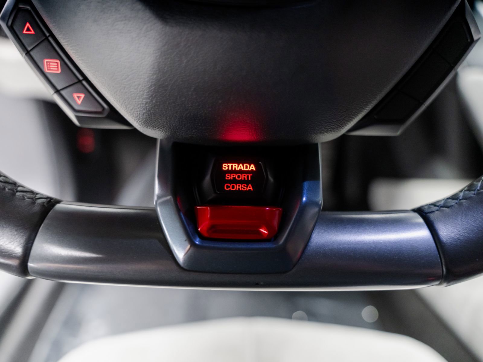 Used 2015 Lamborghini Huracan LP 610-4 image 47