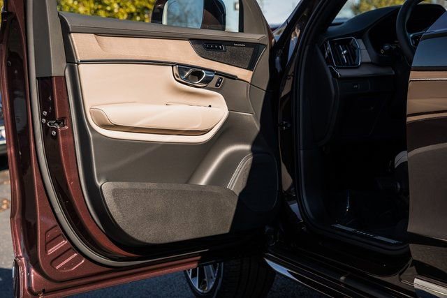 New 2026 Volvo XC90 B6 Plus image 39