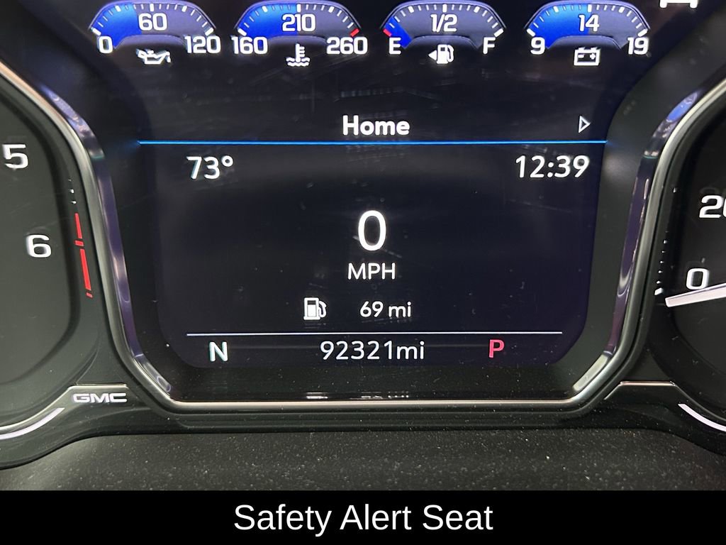 Used 2021 GMC Yukon SLT w/ SLT Premium Package image 17