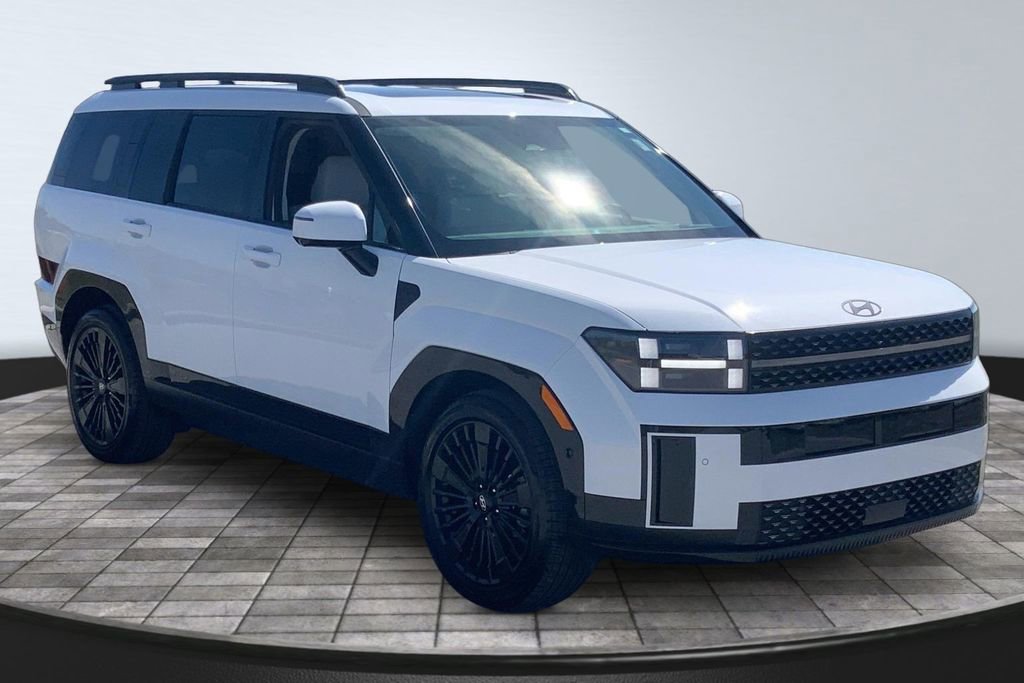 Used 2025 Hyundai Santa Fe Calligraphy image 3