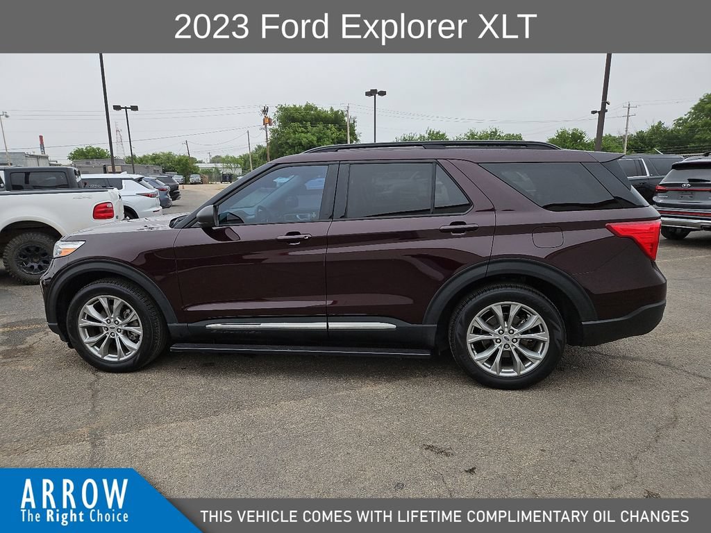 Used 2023 Ford Explorer XLT w/ Equipment Group 202A RWD image 7
