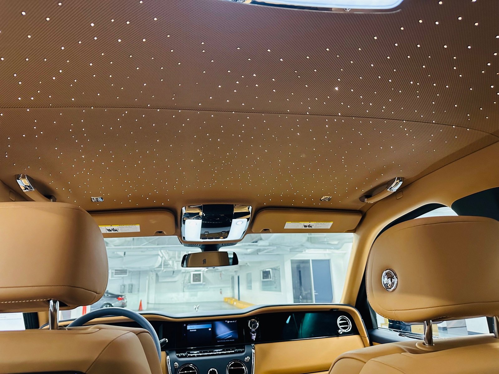 Certified 2025 Rolls-Royce Cullinan AWD/4WD image 13