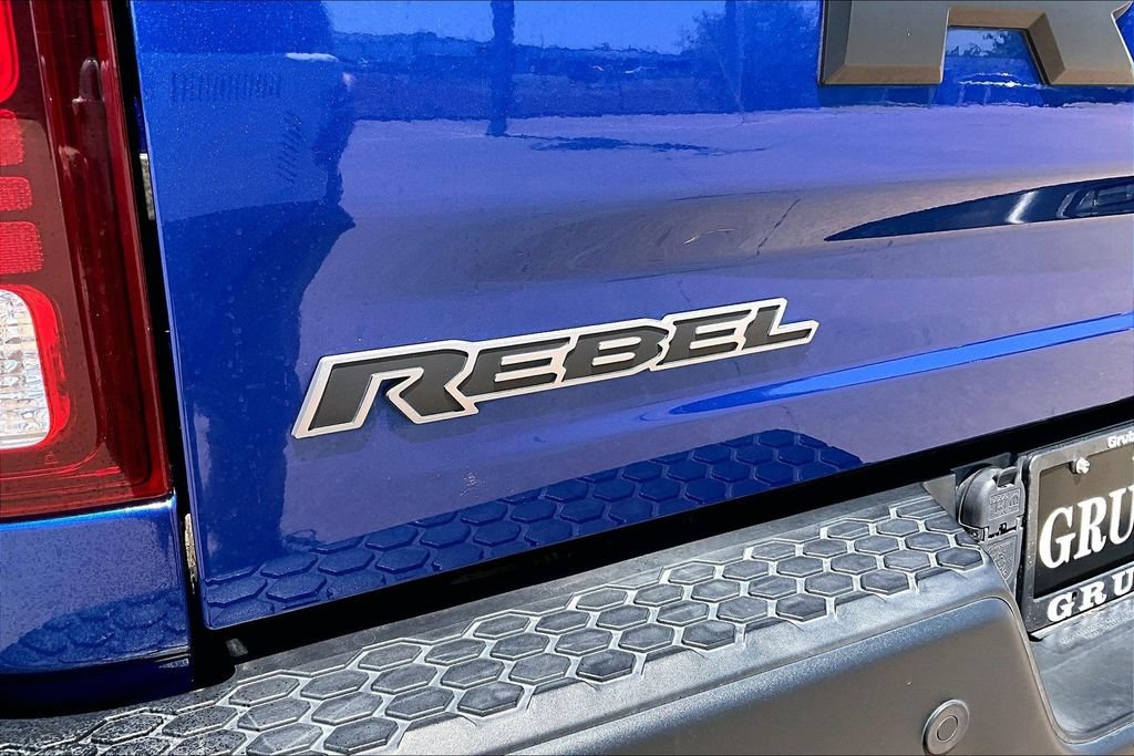 Used 2018 RAM 1500 Rebel w/ Luxury Group AWD/4WD image 39