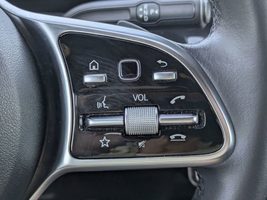 Used 2021 Mercedes-Benz GLA 250 w/ Premium Package image 21