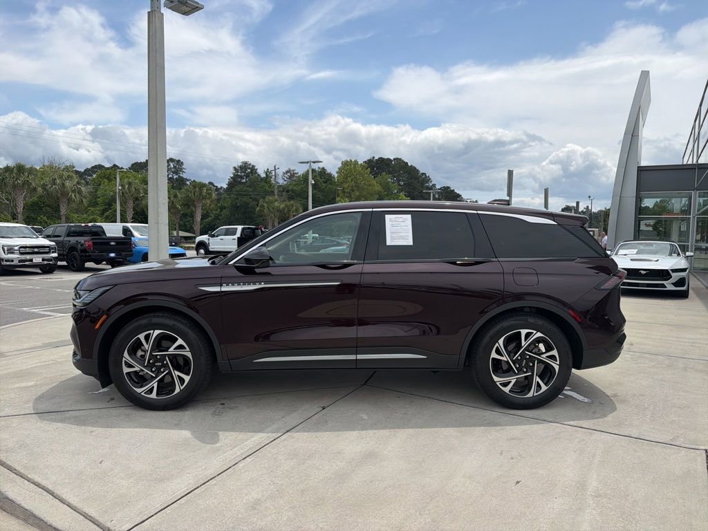 Used 2024 Lincoln Nautilus Premier w/ Equipment Group 102A AWD/4WD image 4