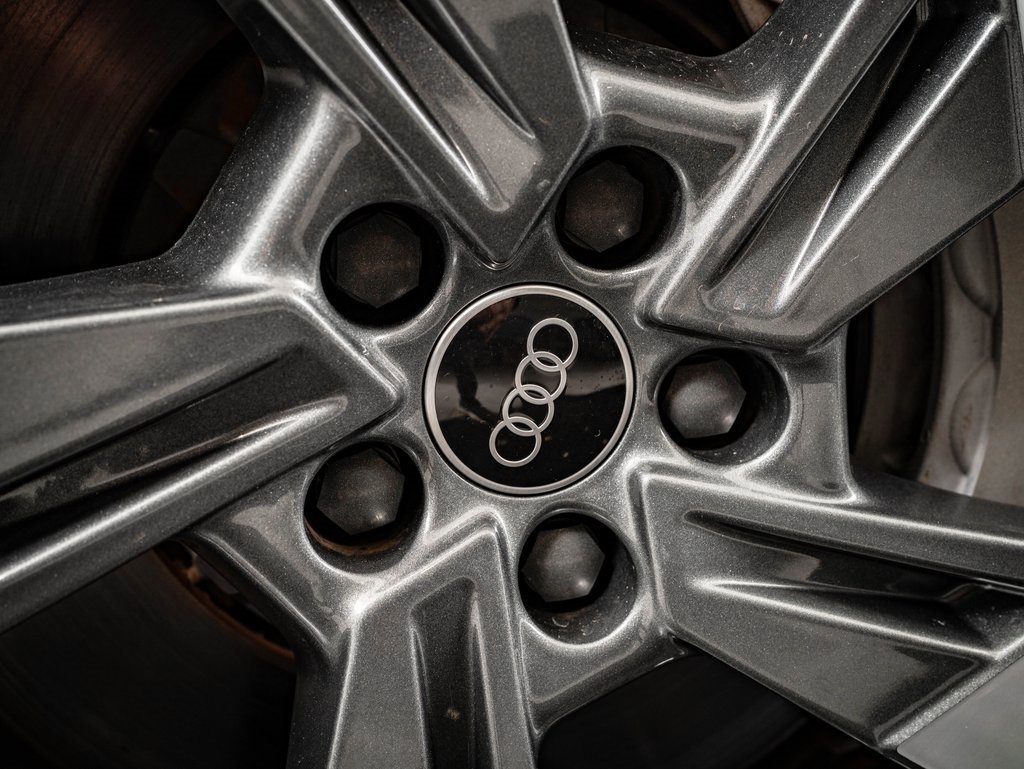 Used 2021 Audi e-tron Premium w/ Convenience Plus Package image 8