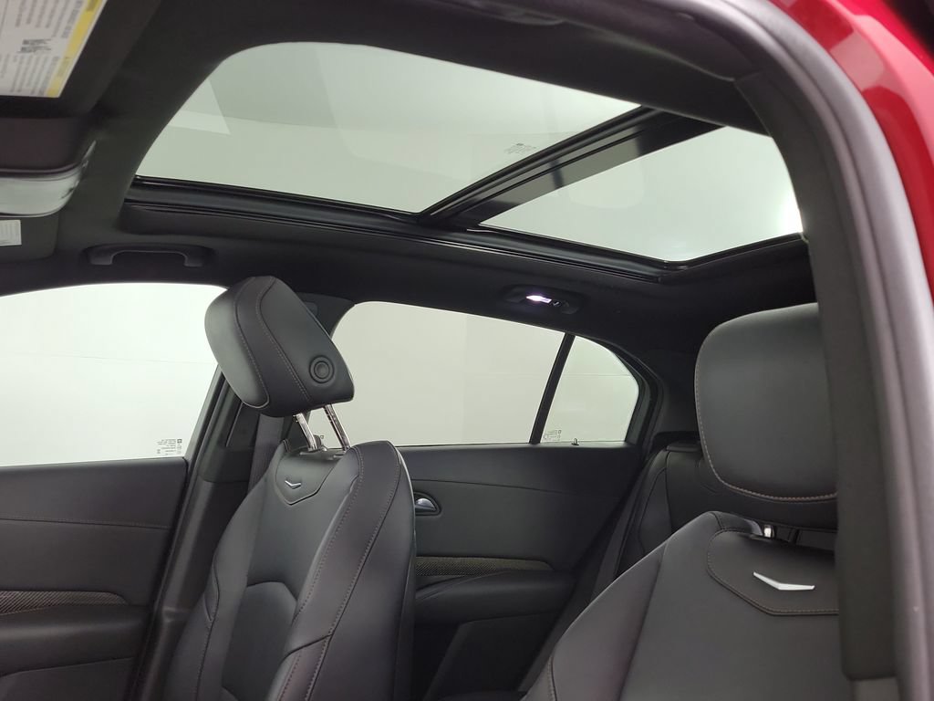 Certified 2022 Cadillac XT4 Sport w/ Enhanced Visibility Package FWD image 17