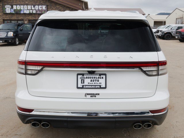 Used 2022 Lincoln Aviator Reserve w/ Equipment Group 201A image 4