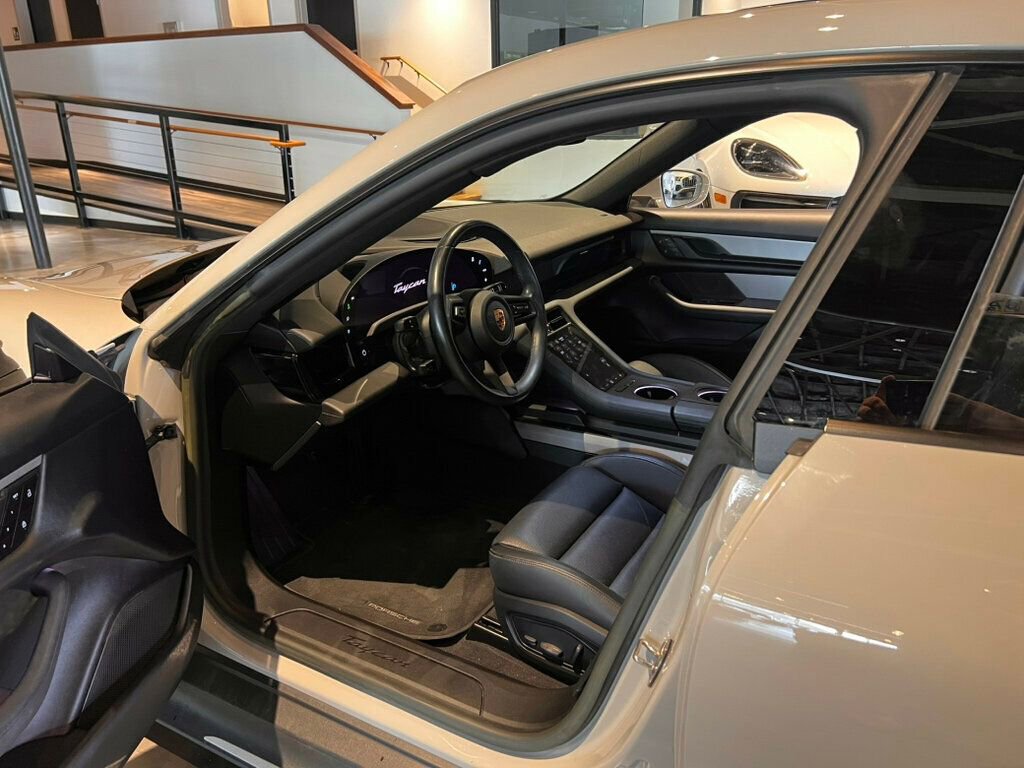 Used 2023 Porsche Taycan RWD image 15