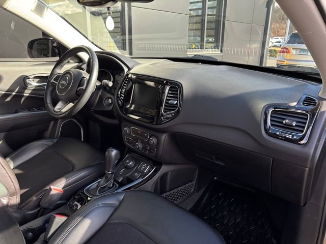 Used 2020 Jeep Compass Latitude image 51