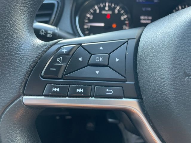 Used 2019 Nissan Rogue Sport S image 22