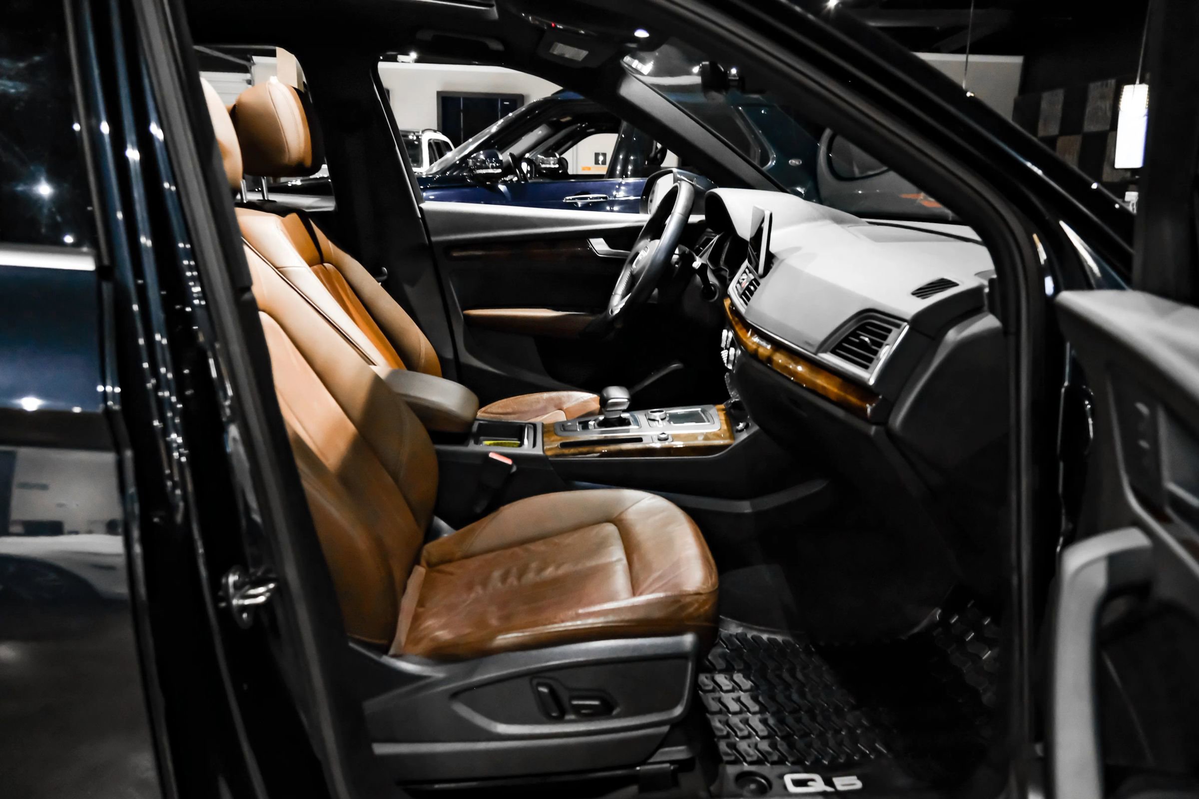 Used 2018 Audi Q5 2.0T Premium Plus w/ Premium Plus Package image 34