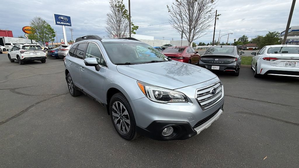 Used 2016 Subaru Outback 3.6R Limited image 2