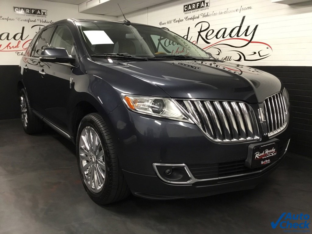 Used 2013 Lincoln MKX AWD image 3