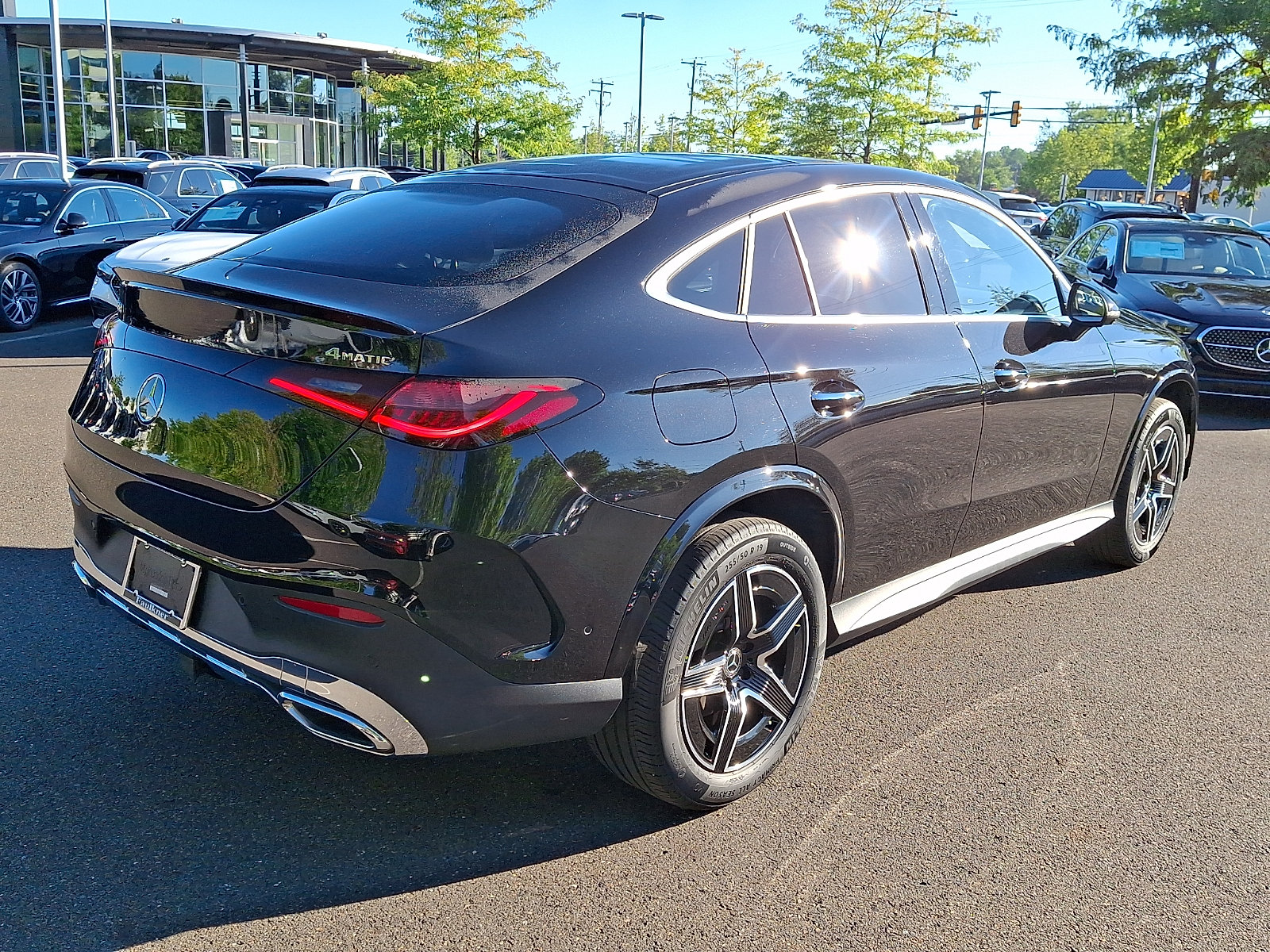 Certified 2025 Mercedes-Benz GLC 300 4MATIC image 6